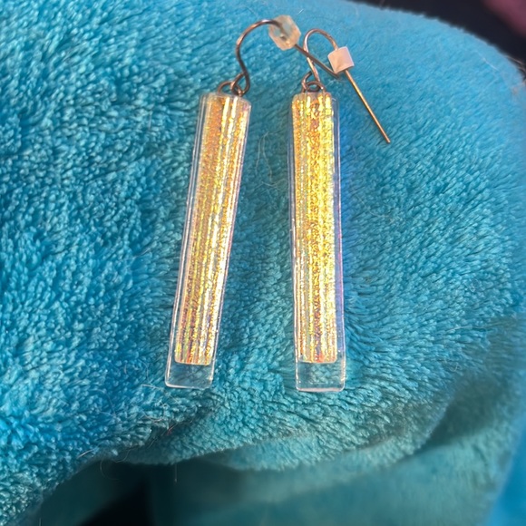 Dichroic glass earrings - Picture 7 of 9